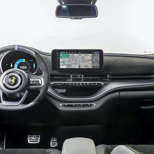  Fiat New Abarth 500e 2022 interior1