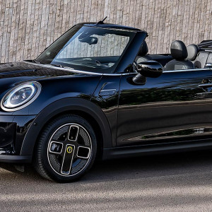  Mini Cooper Se Convertible 2023 Front2
