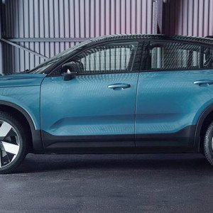  Volvo C40 Recharge Côté