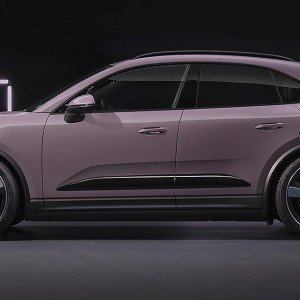  Porsche Macan4 Côté