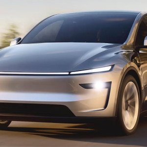  Tesla Model Y 2025 Devant 1