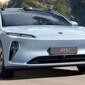 Nio Et5 Touring Devant 1