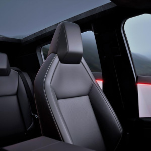  Tesla Cybertruck Interior 2