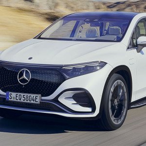  Mercedes Eqs Suv Devant1