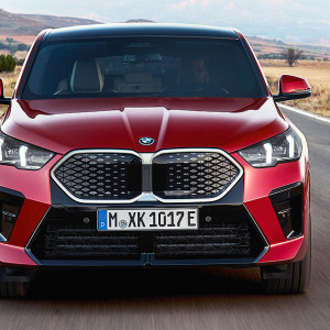  Bmw Ix2 Xdrive30 2023 Front 2