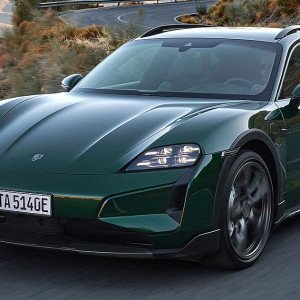  Porsche Taycan Turbo Cross Turismo 2025 Forside 1