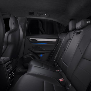  Porsche Macan4 interior 0