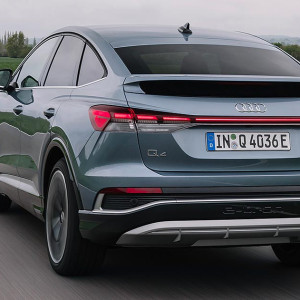  Audi Q4 Sportback E Tron 2023 خلفي 1
