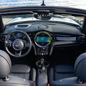  Mini Cooper Se Convertible 2023 interior1
